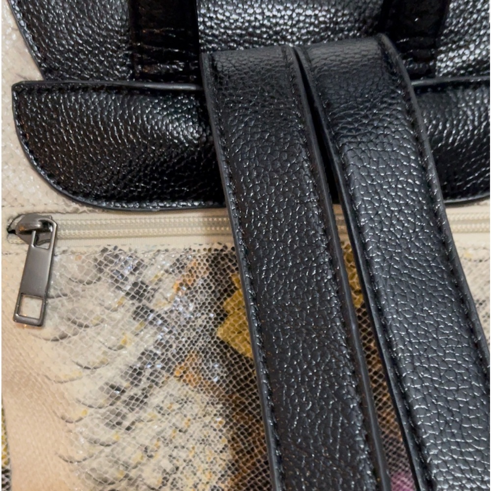 Textured Multicolor Leather Backpack with Black Flap - Picture 11 of 15